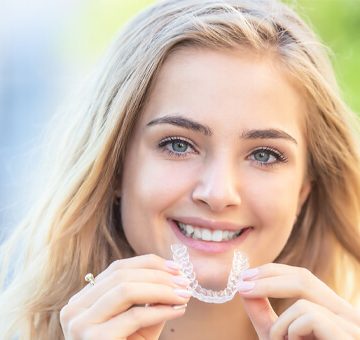 The Benefits of Using Invisalign Over Other Aligners
