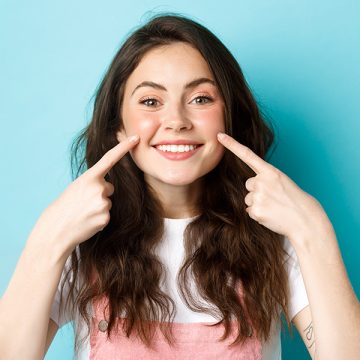 Top Benefits of Teeth Whitening for a Confident Smile